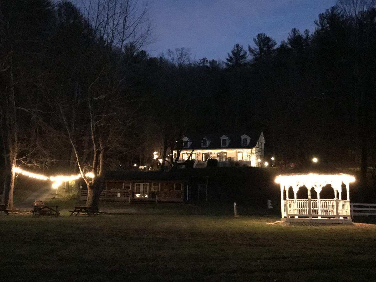 Valle Crucis Farm מראה חיצוני תמונה